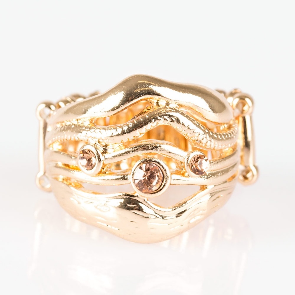 Gold Waves Stretch Band Ring